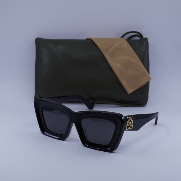 Loewe LW40145F 01A Cat Eye Sunglasses – Black\Smoke - Picture 1 of 10